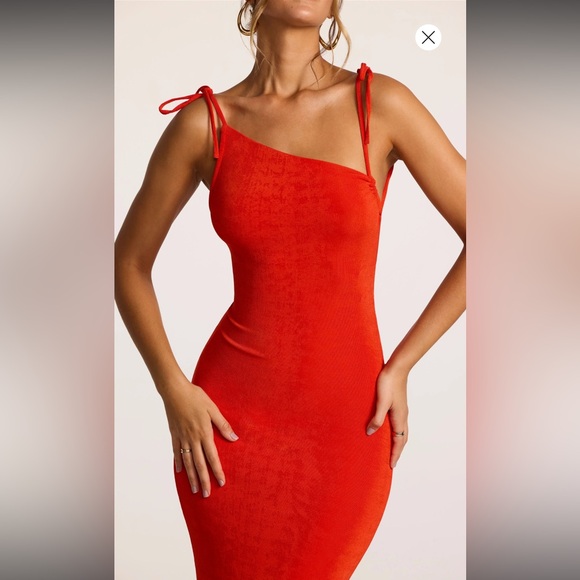 NOELIA
Textured Jersey Open Back Maxi Dress in Fiery Red - Picture 6 of 11